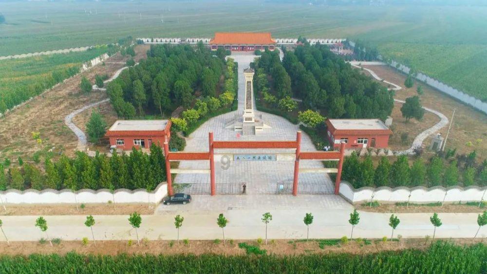 逃离拇指山地