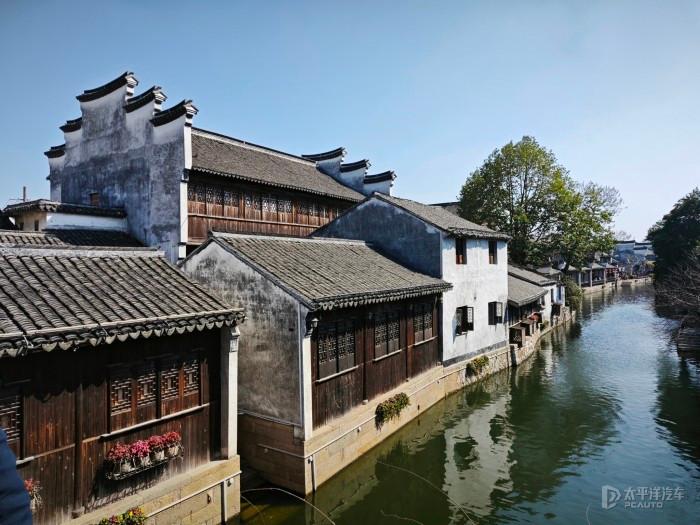 虫虫助手下载