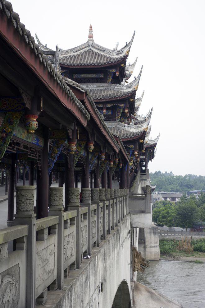 智能问答网页重庆大学的外语类专业怎么样,排名怎样,快速答疑解惑