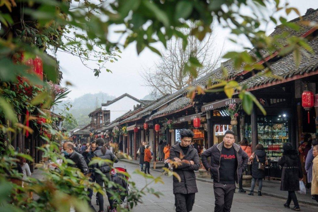 一无所有到制霸全球8年,美方都含泪支持,大疆究竟是如何逆袭的